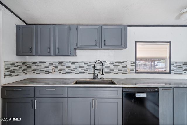 9016 N LEISURE Lane, Florence, AZ 85132