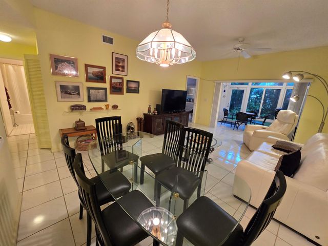 5084 Rose Hill Drive 1103, Boynton Beach, FL 33437