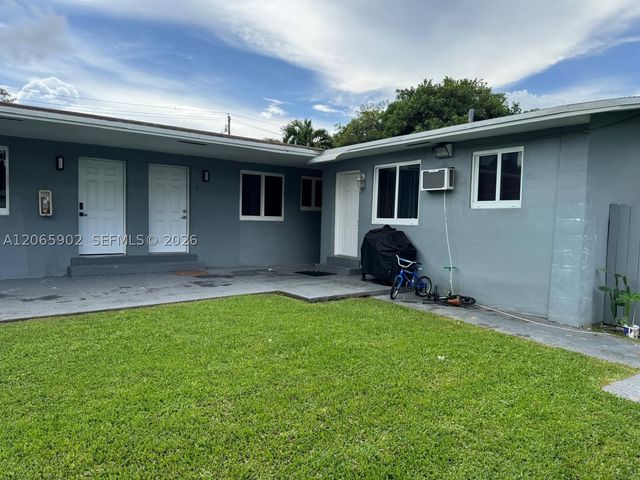1864 NW 28th St 5, Miami, FL 33142