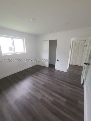 1864 NW 28th St 5, Miami, FL 33142