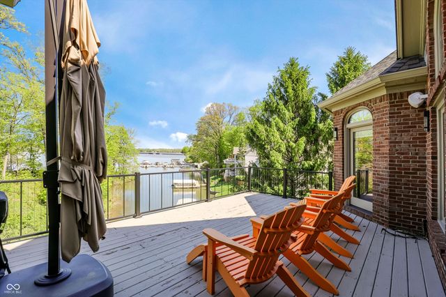 9238 Treasure Point, Indianapolis, IN 46236
