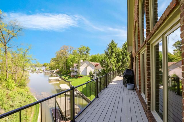 9238 Treasure Point, Indianapolis, IN 46236