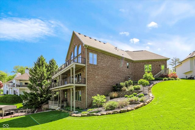 9238 Treasure Point, Indianapolis, IN 46236