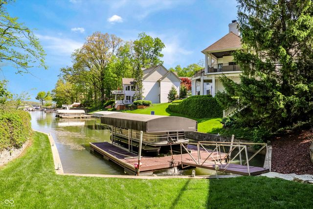 9238 Treasure Point, Indianapolis, IN 46236