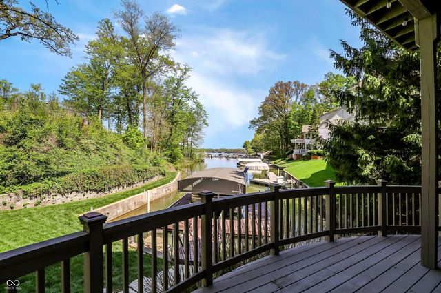 9238 Treasure Point, Indianapolis, IN 46236