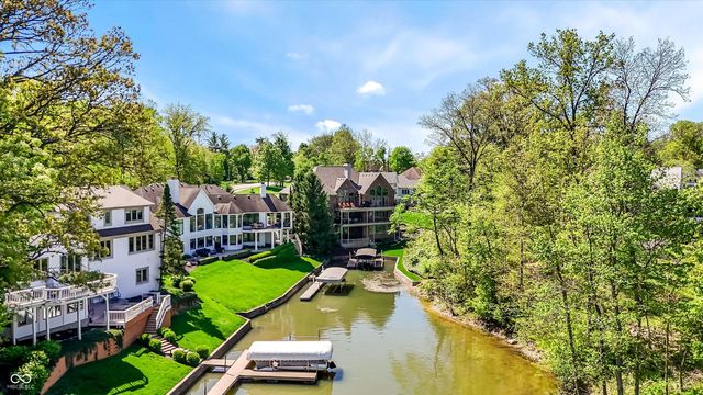 9238 Treasure Point, Indianapolis, IN 46236