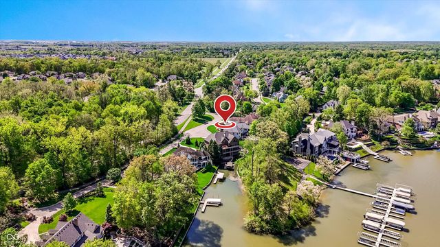 9238 Treasure Point, Indianapolis, IN 46236