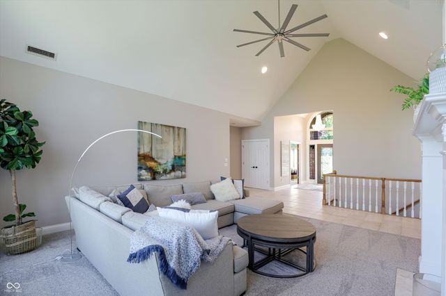 9238 Treasure Point, Indianapolis, IN 46236
