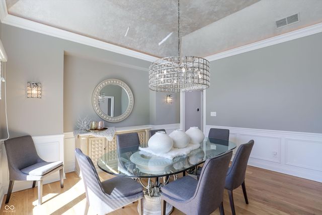 9238 Treasure Point, Indianapolis, IN 46236