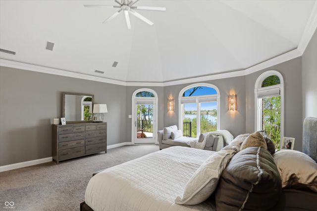 9238 Treasure Point, Indianapolis, IN 46236