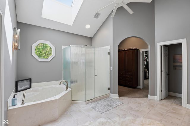 9238 Treasure Point, Indianapolis, IN 46236