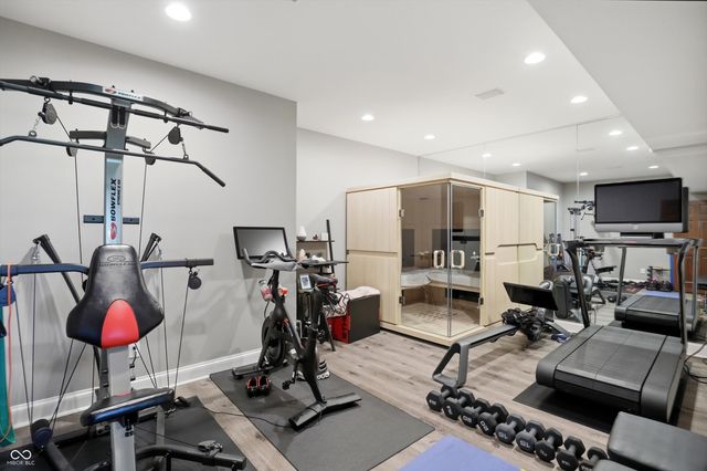 9238 Treasure Point, Indianapolis, IN 46236