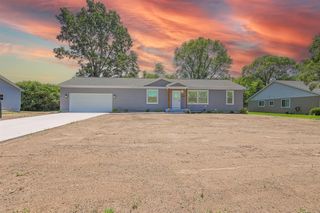 1949 Summerset Drive, Muskegon, MI 49442