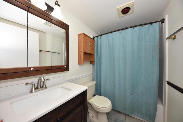 10156 S Nicholson ROAD, Oak Creek, WI 53154