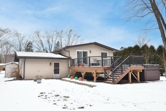 10156 S Nicholson ROAD, Oak Creek, WI 53154