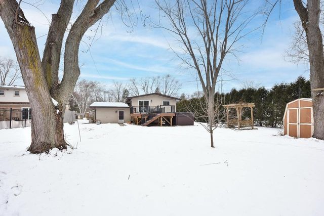 10156 S Nicholson ROAD, Oak Creek, WI 53154