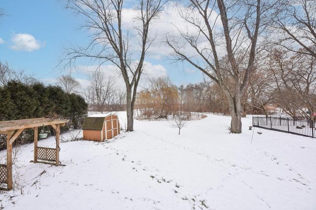 10156 S Nicholson ROAD, Oak Creek, WI 53154