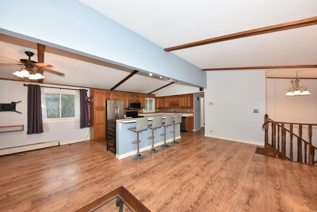 10156 S Nicholson ROAD, Oak Creek, WI 53154