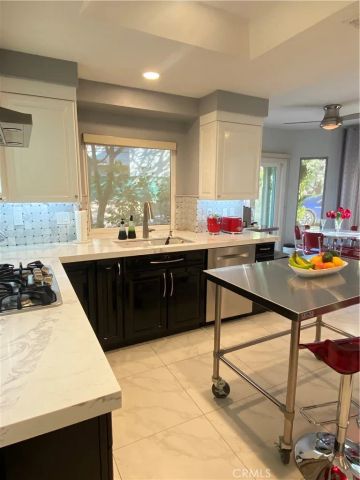 43518 Via Magellan Drive, Palm Desert, CA 92211