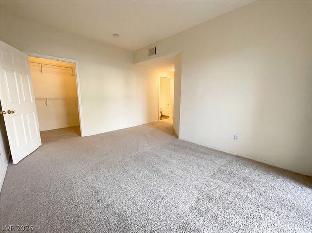 900 Heavenly Hills Court 106, Las Vegas, NV 89145