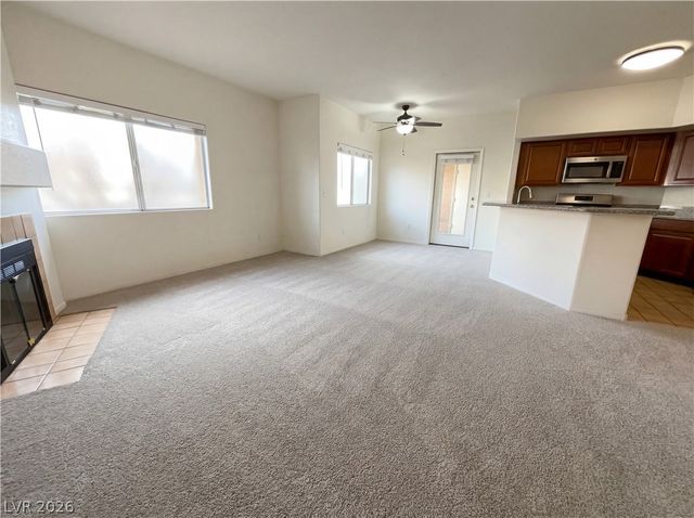 900 Heavenly Hills Court 106, Las Vegas, NV 89145