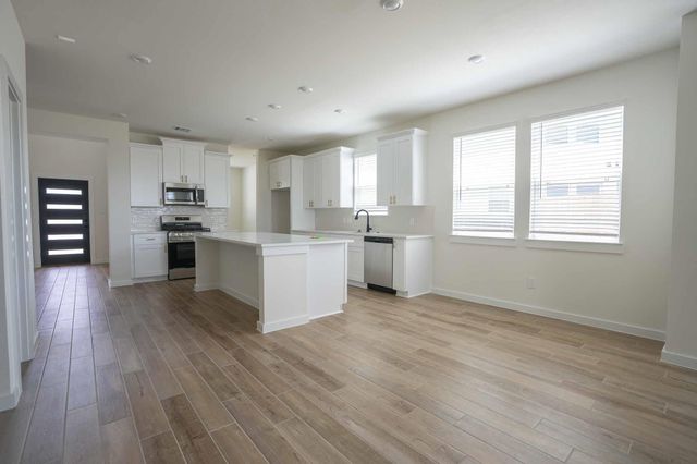 6218 Majestic Palm Drive, Manvel, TX 77578