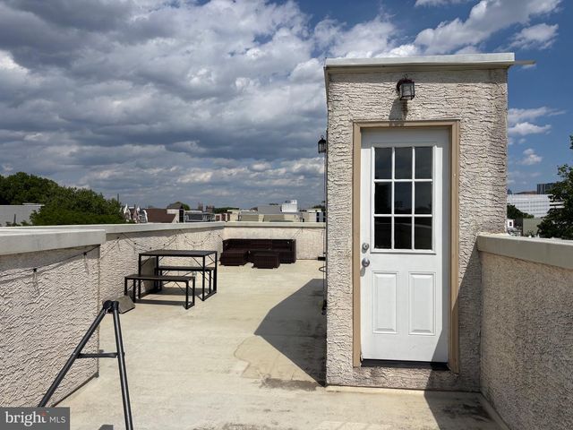 332 N 41ST ST, Philadelphia, PA 19104