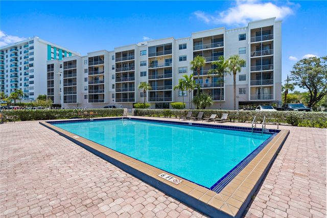 2821 N Miami Beach Blvd 4F, North Miami Beach, FL 33160