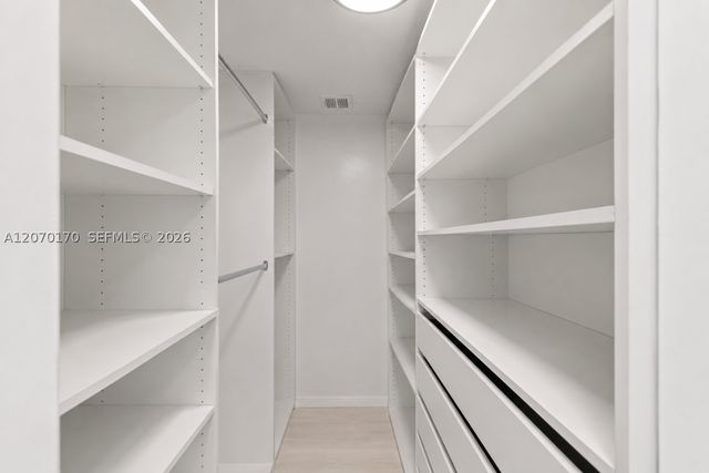 2821 N Miami Beach Blvd 4F, North Miami Beach, FL 33160