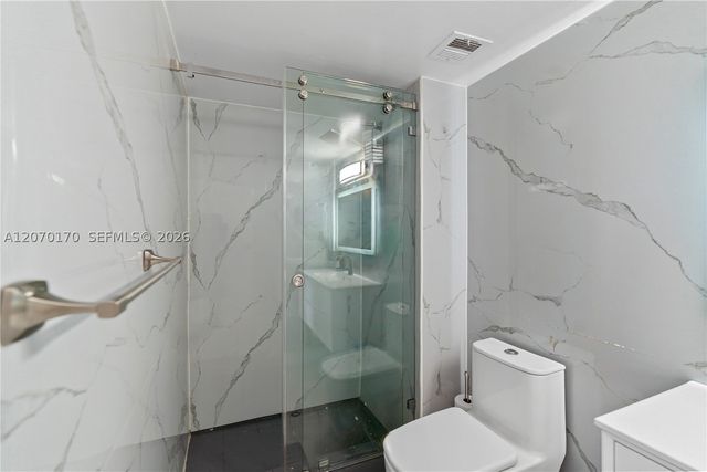 2821 N Miami Beach Blvd 4F, North Miami Beach, FL 33160