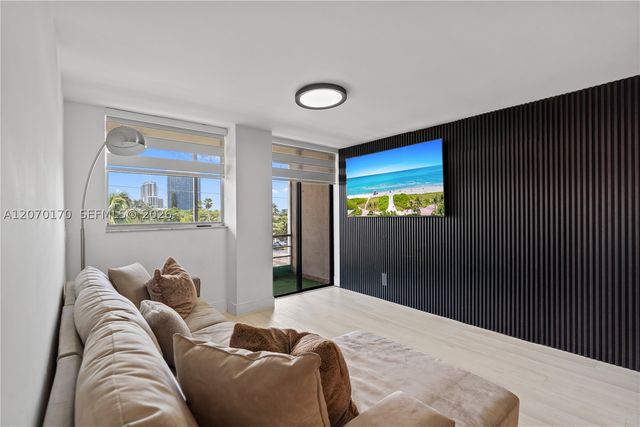 2821 N Miami Beach Blvd 4F, North Miami Beach, FL 33160
