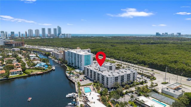 2821 N Miami Beach Blvd 4F, North Miami Beach, FL 33160