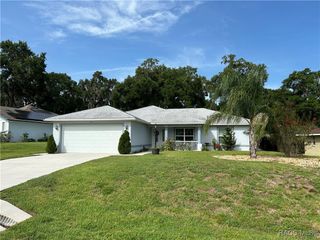 2726 N Canterbury Lake Drive, Hernando, FL 34442