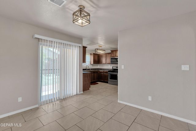 809 Luisa Street, Anthony, TX 79821