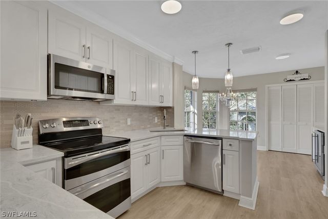 253 Via Perignon 18-3, Naples, FL 34119