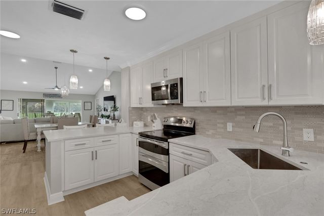 253 Via Perignon 18-3, Naples, FL 34119
