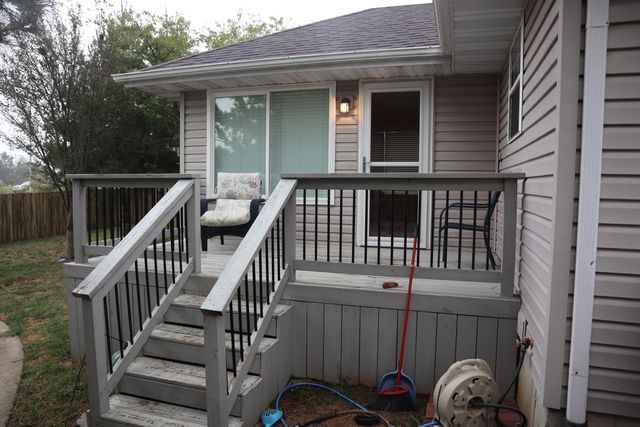 2707 South Ryan Place, Springfield, MO 65807