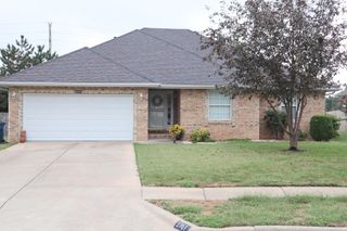 2707 South Ryan Place, Springfield, MO 65807