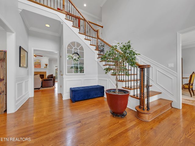 142 Center Park Lane, Oak Ridge, TN 37830