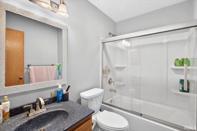 1221 Brick N Wood Drive, Lafayette, IN 47909