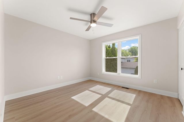 1011 Windsor Lane, Dyer, IN 46311