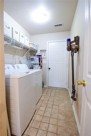 17 Kingsbrook Lane, Newnan, GA 30265
