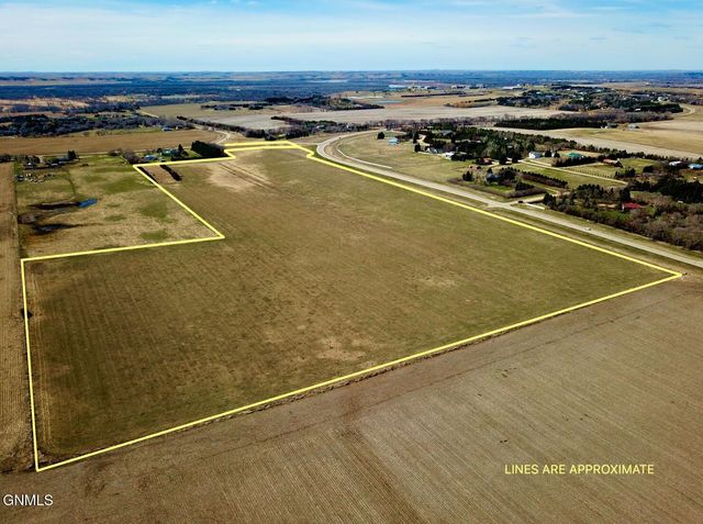 4379 Highway 1804, Bismarck, ND 58504 property photo
