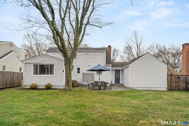 25 Oak Street, Westport, CT 06880