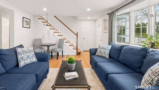 25 Oak Street, Westport, CT 06880