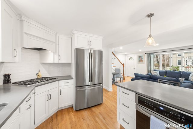 25 Oak Street, Westport, CT 06880