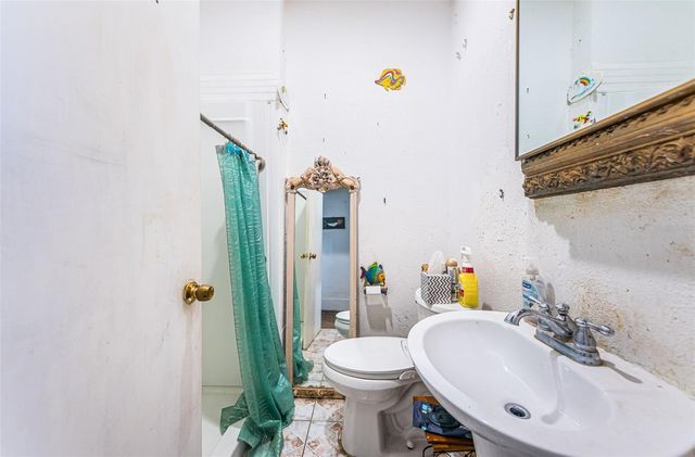 2938 BEACH BOULEVARD S, Gulfport, FL 33707