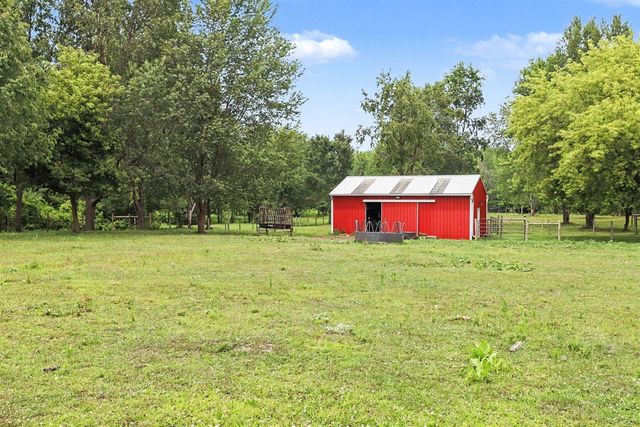 7590 W Wx Avenue, Schoolcraft, MI 49087