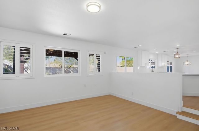 8640 Vivid Violet Avenue, Las Vegas, NV 89143