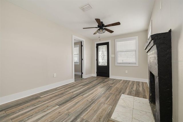 106 W HAYA STREET, Tampa, FL 33603